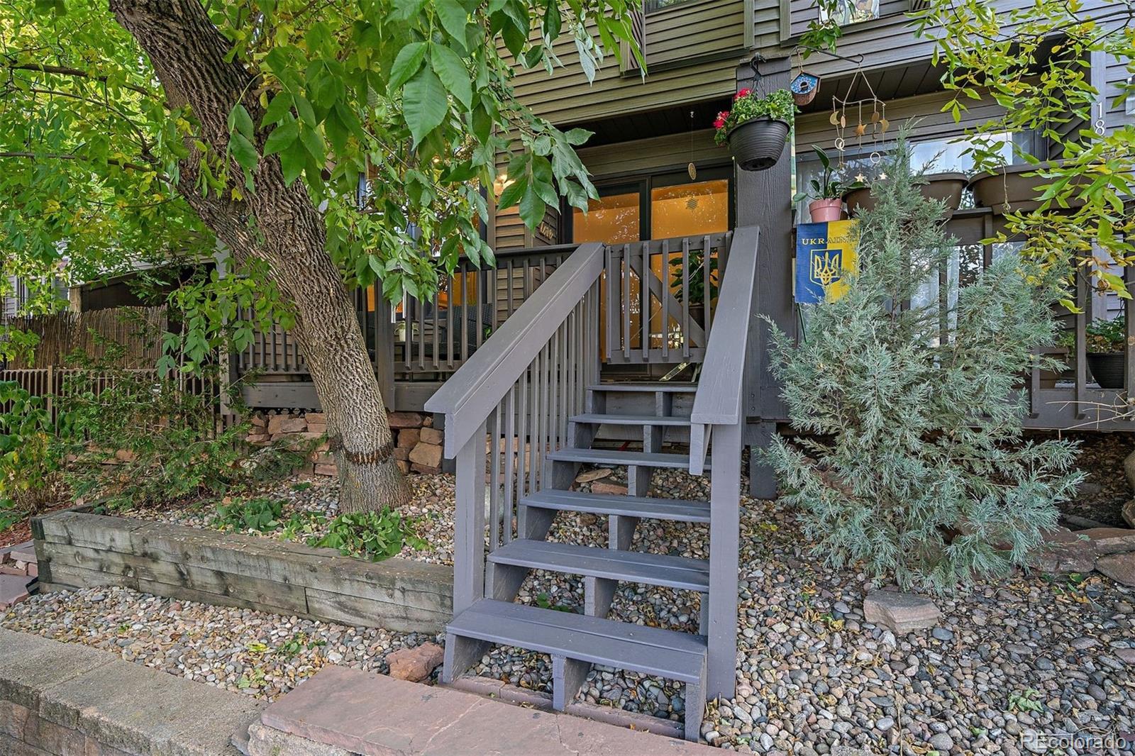 350 Arapahoe Avenue Unit: 17