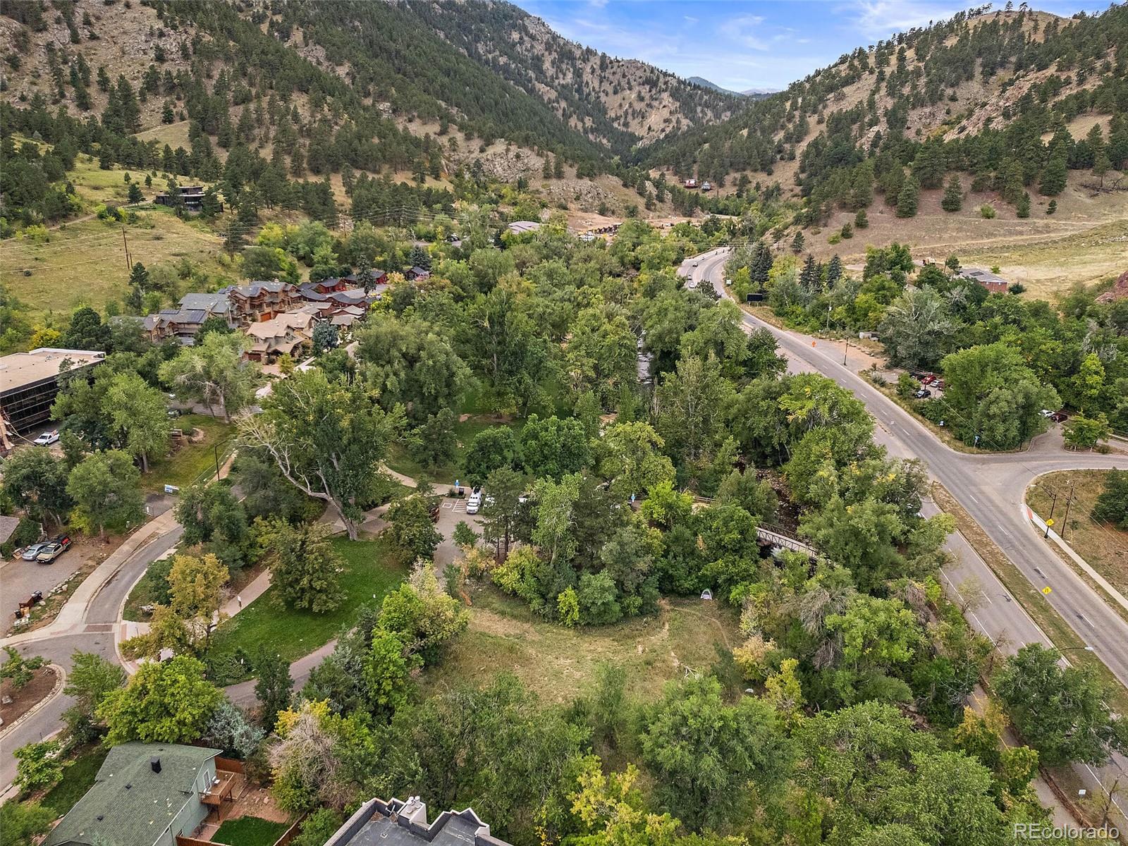 350 Arapahoe Avenue Unit: 26