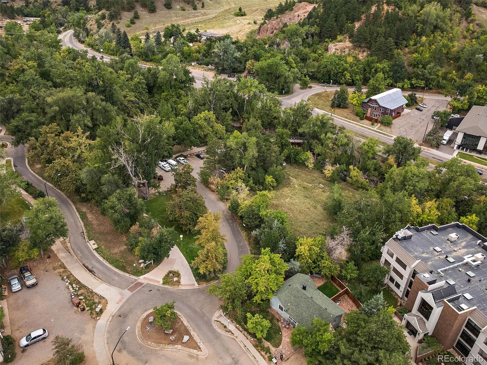 350 Arapahoe Avenue Unit: 26