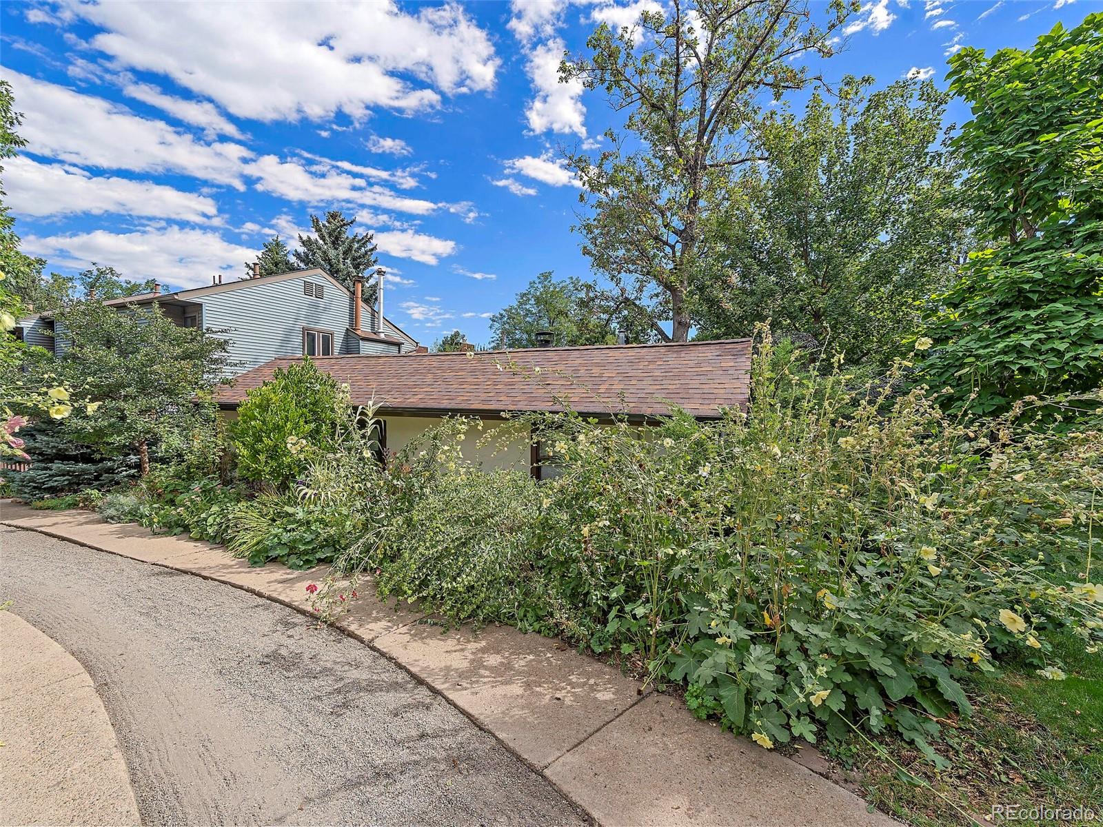 350 Arapahoe Avenue Unit: 26