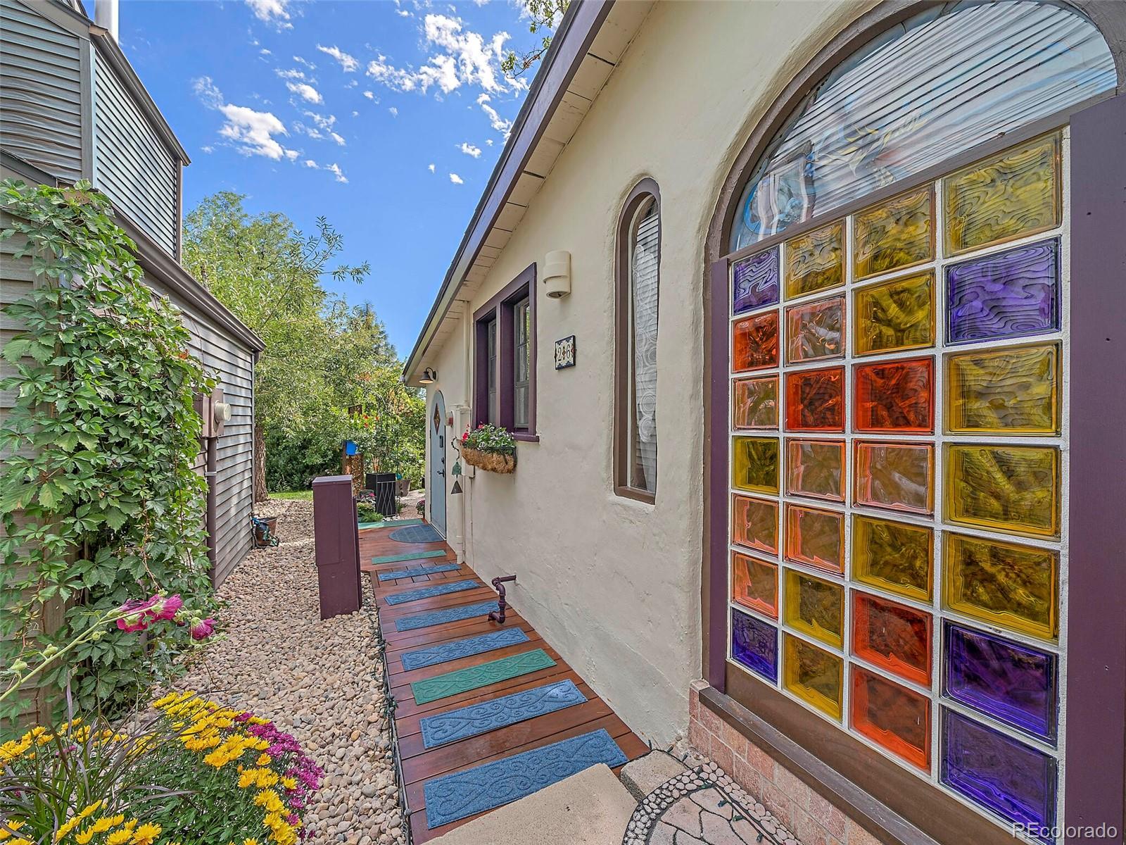 350 Arapahoe Avenue Unit: 26