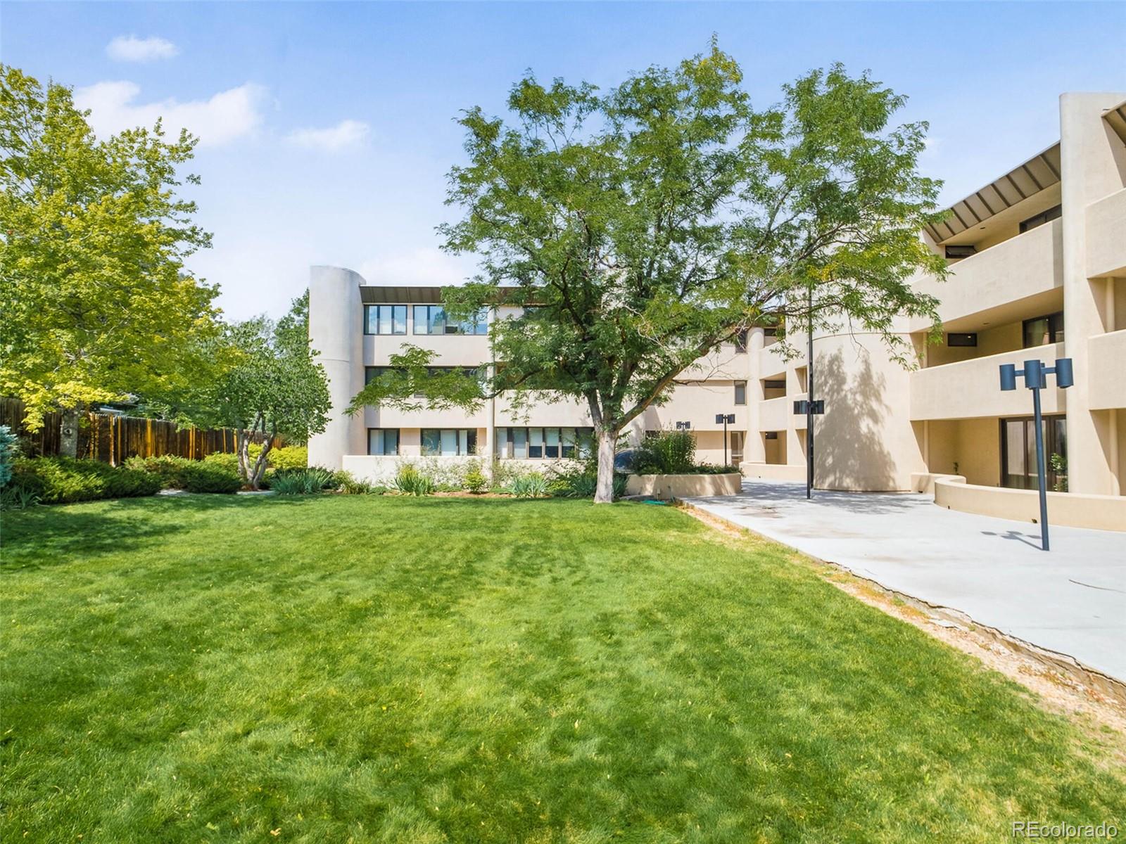 1140 Portland Place Unit: 206