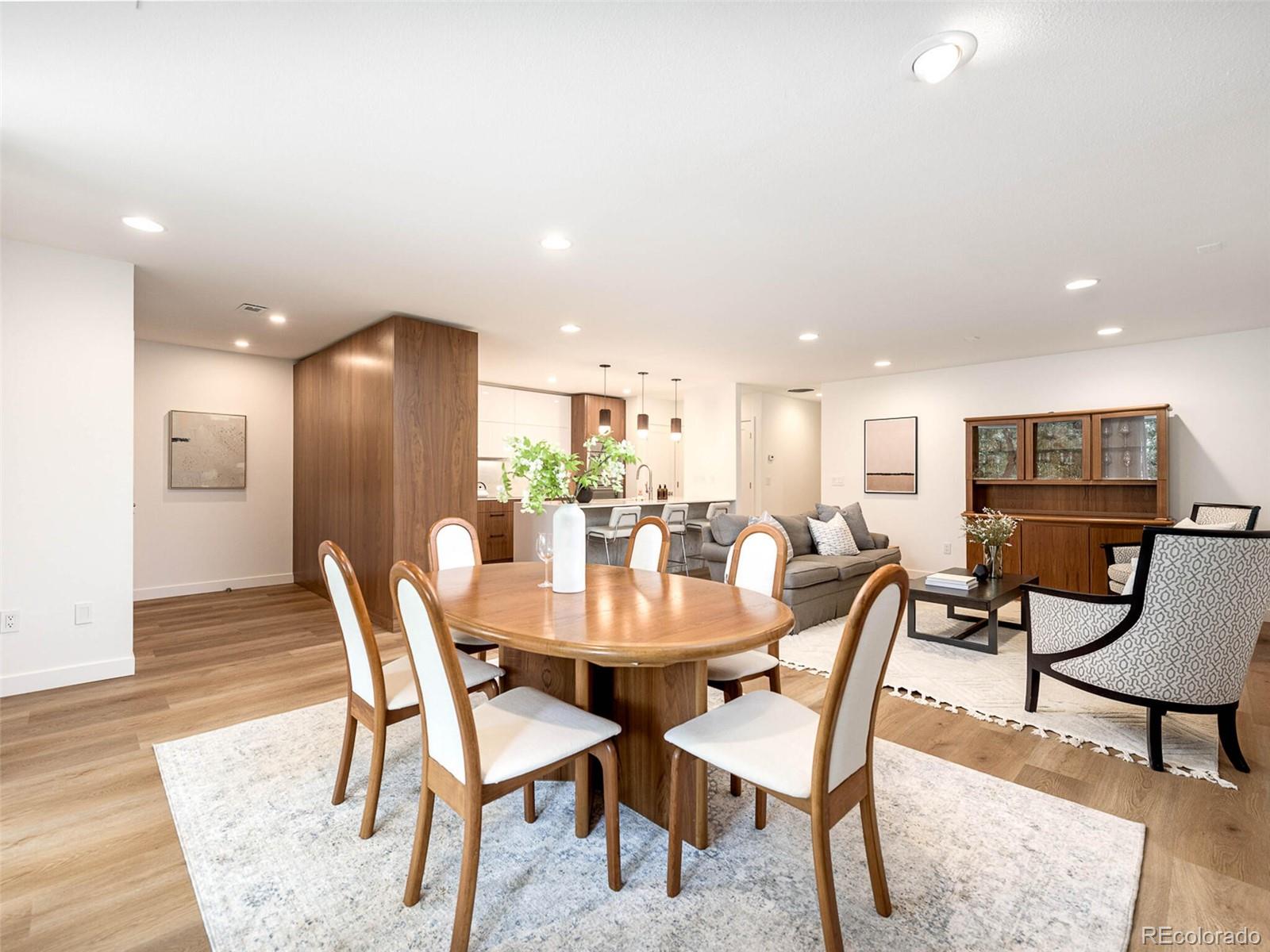 1140 Portland Place Unit: 206