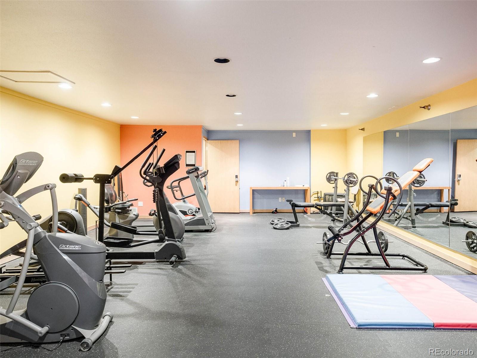 1140 Portland Place Unit: 206