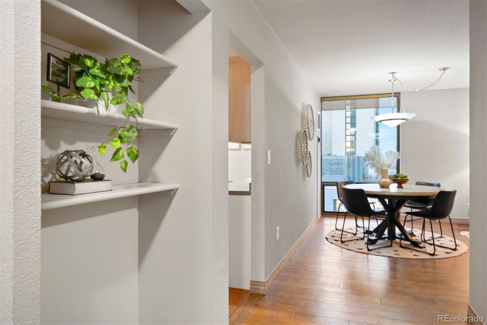 1625 Larimer Street Unit: 1205
