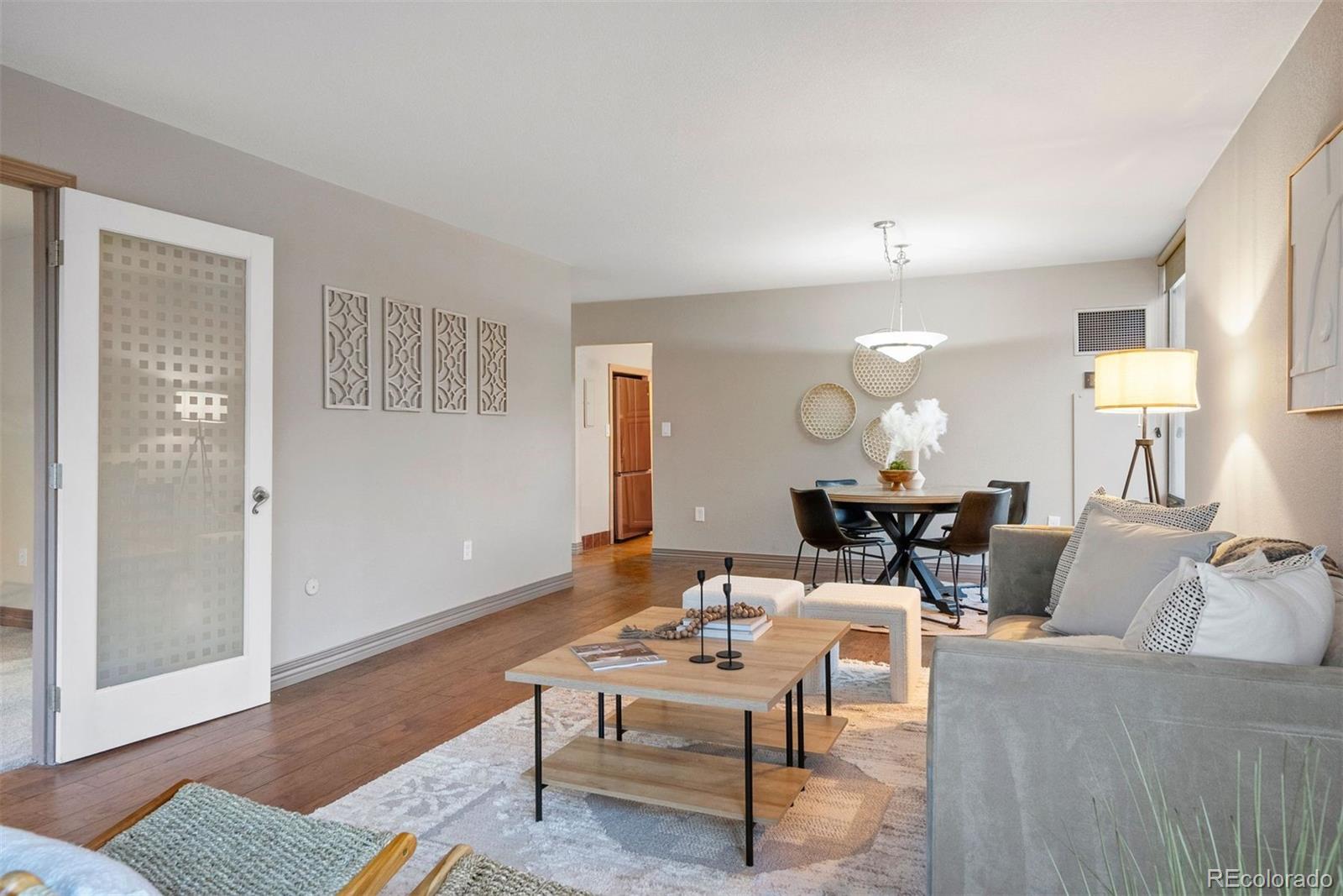 1625 Larimer Street Unit: 1205