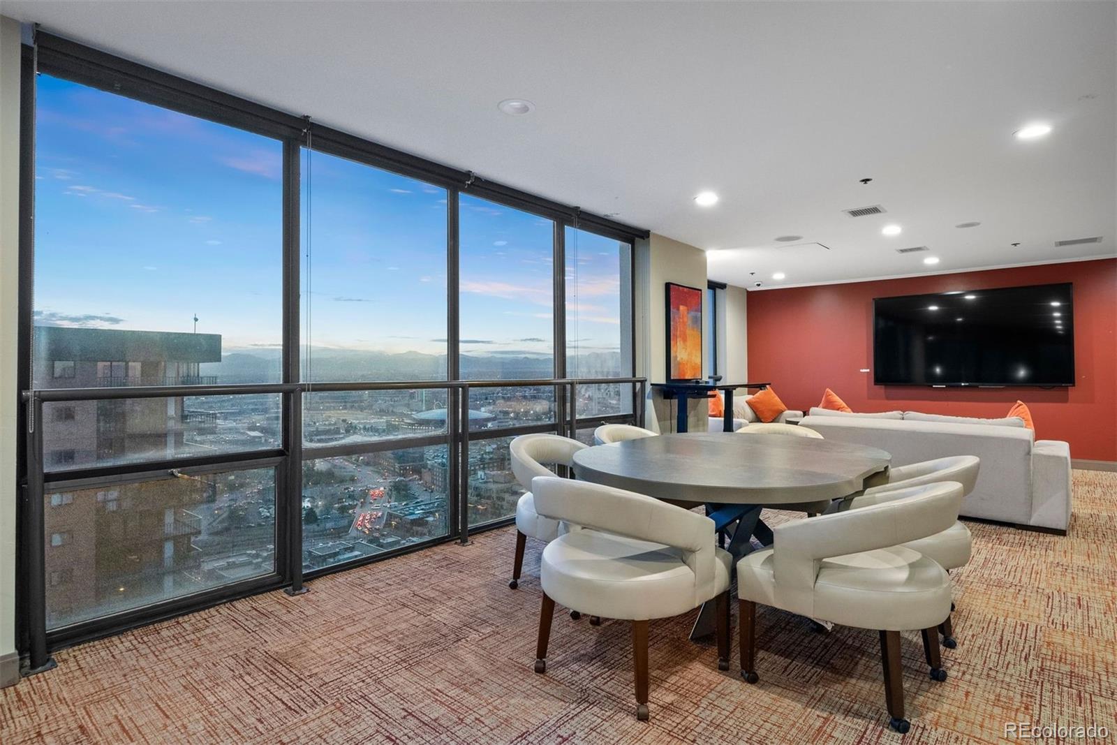 1625 Larimer Street Unit: 1205