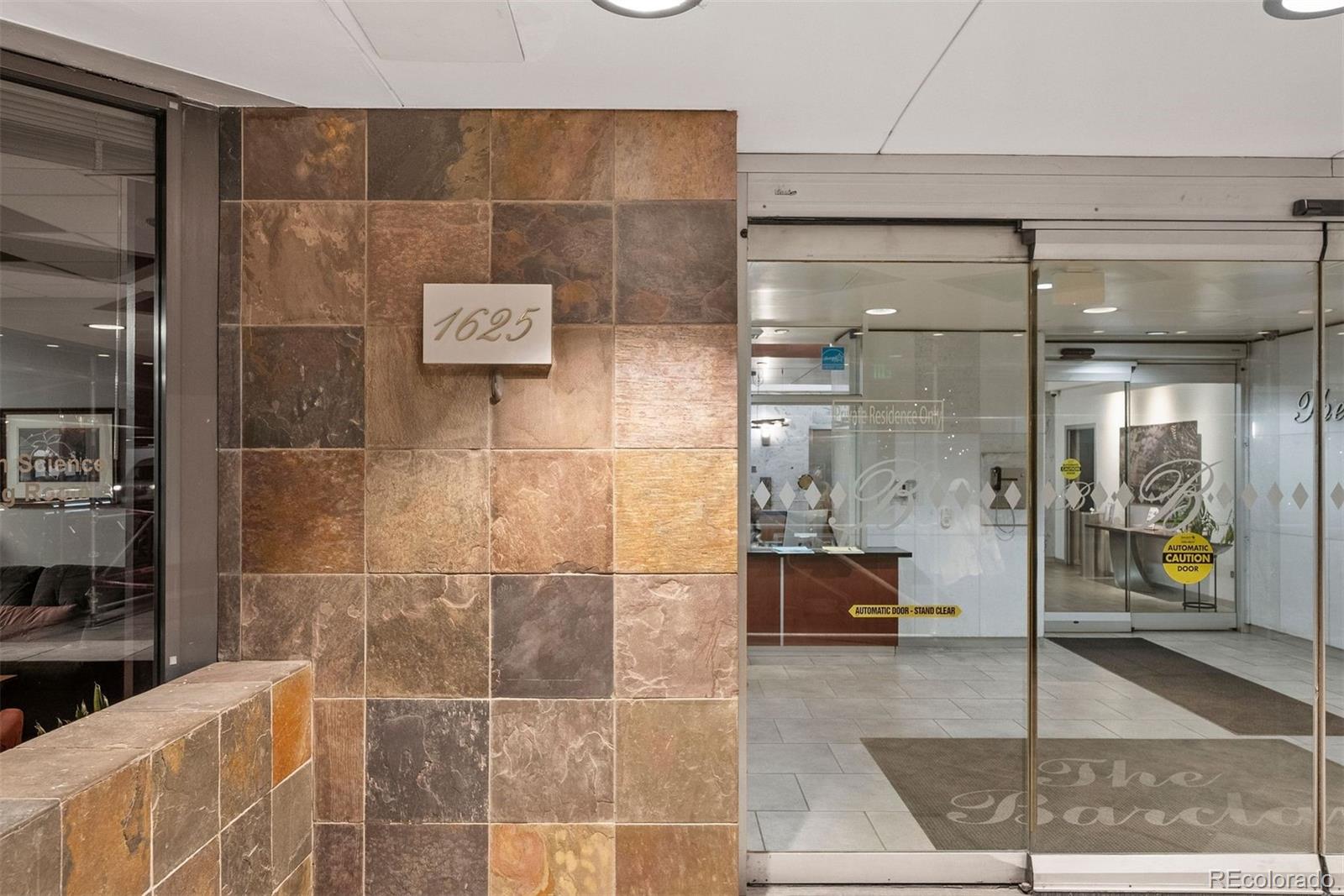 1625 Larimer Street Unit: 1205