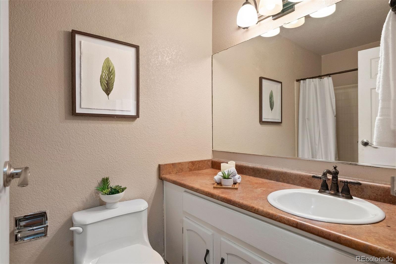 1625 Larimer Street Unit: 1205