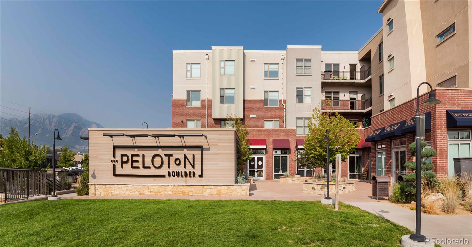 3601 Arapahoe Avenue Unit: 418