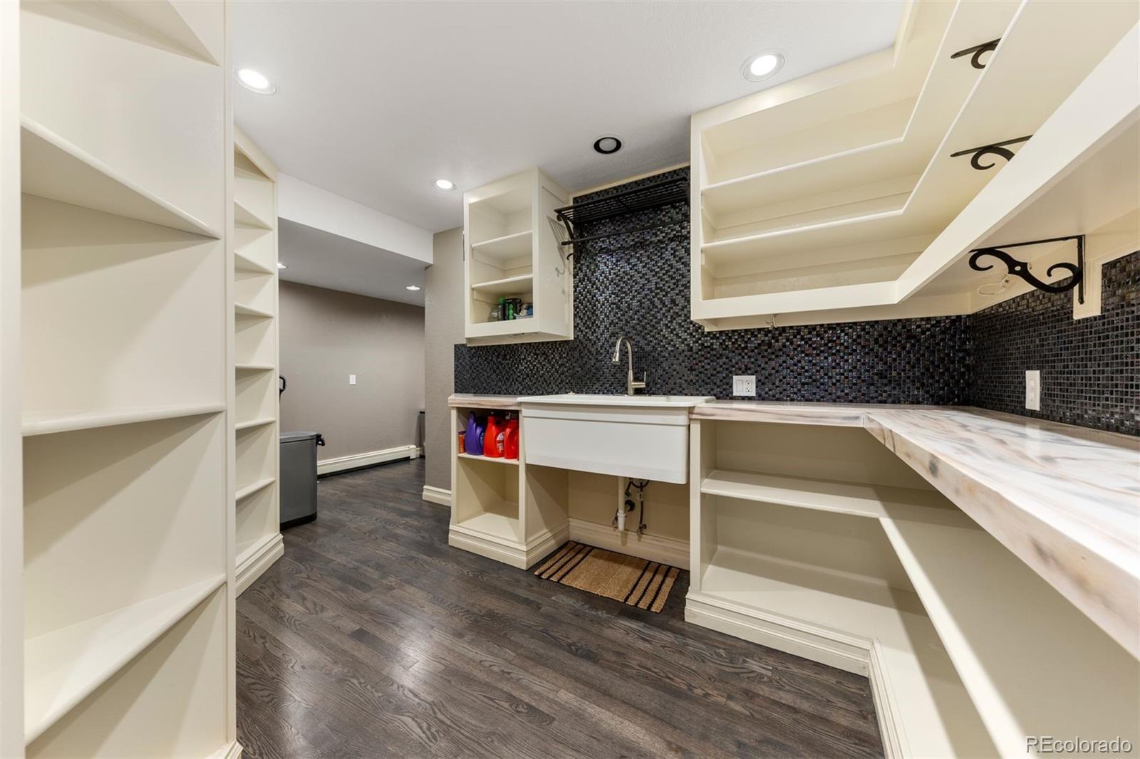 15426 W 72nd Place