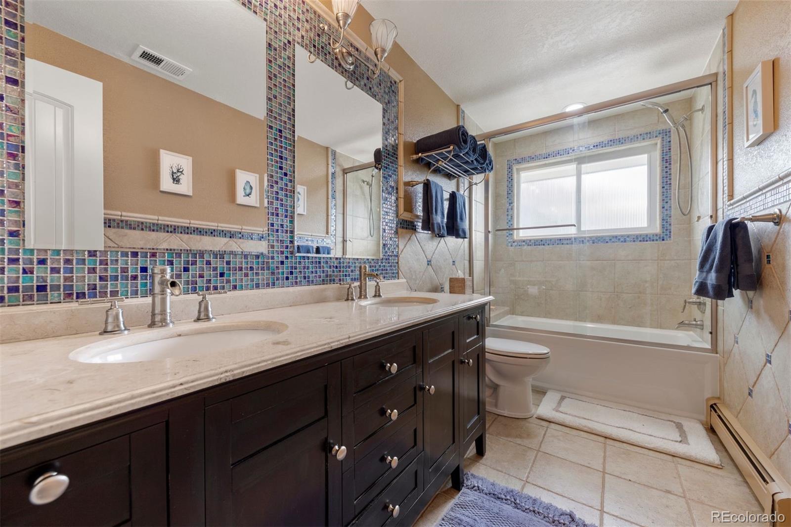 15426 W 72nd Place