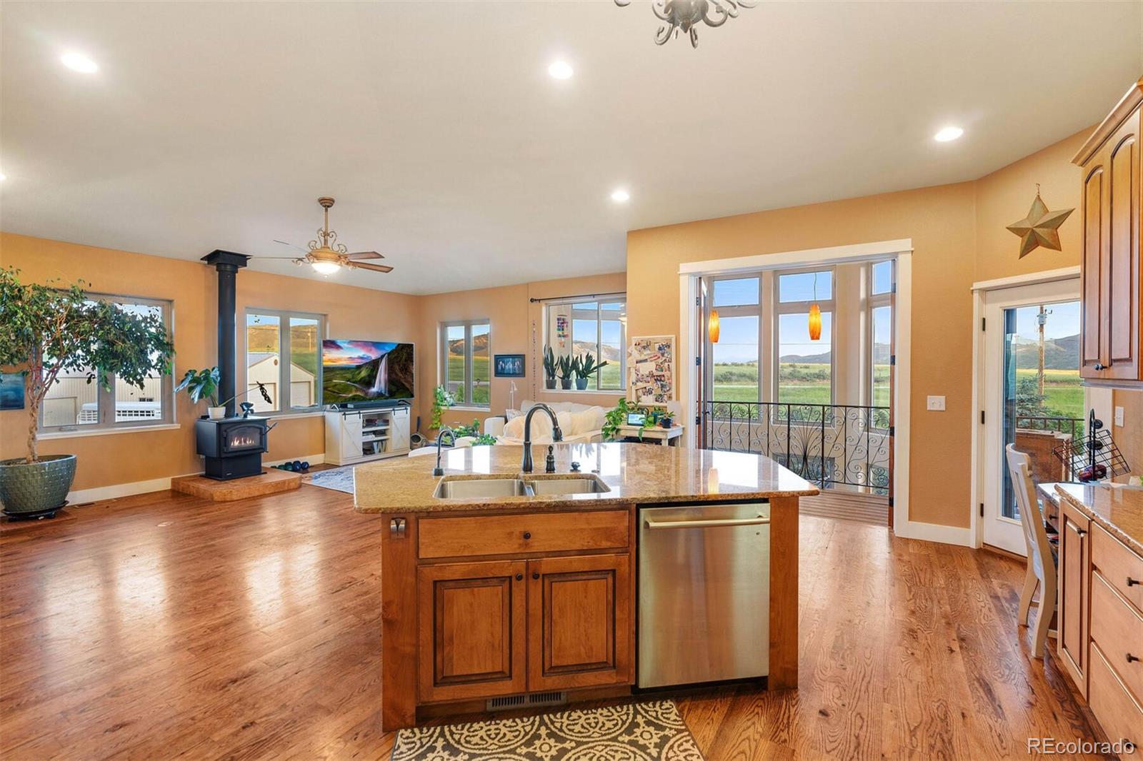 882 W County Road 74e