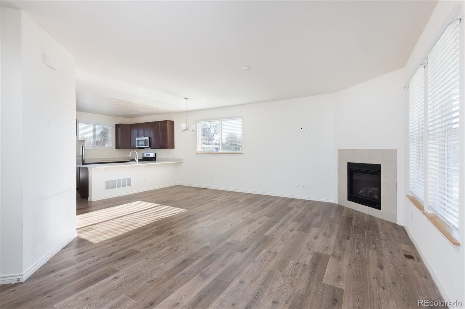 1330 Country Court