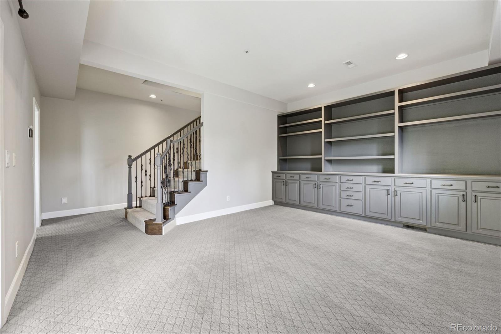 65 Indigo Way