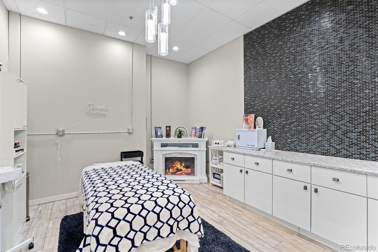 18335 E 103rd Avenue Unit: 203