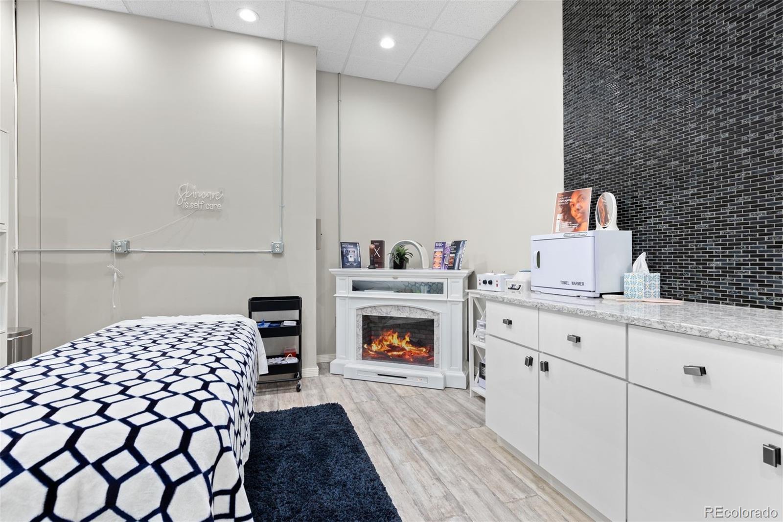 18335 E 103rd Avenue Unit: 203