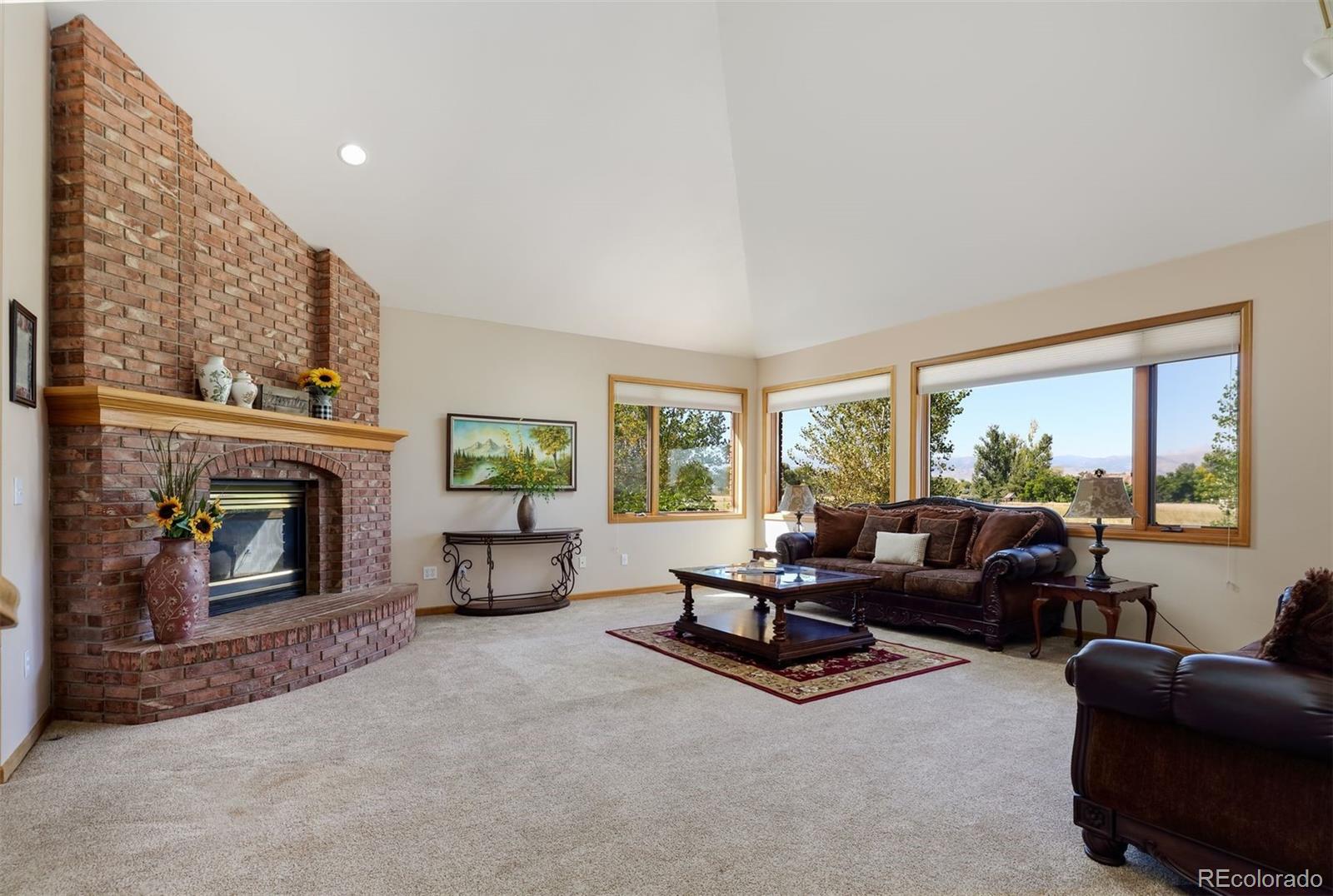 9741 Isabelle Road