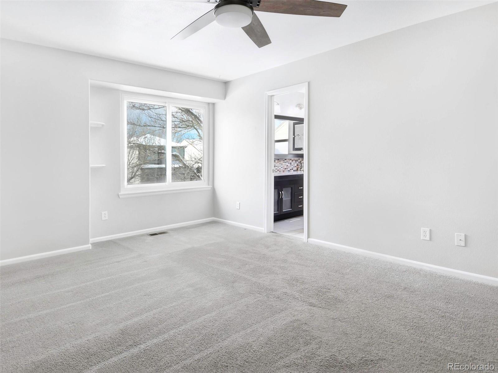 5603 W 118th Place