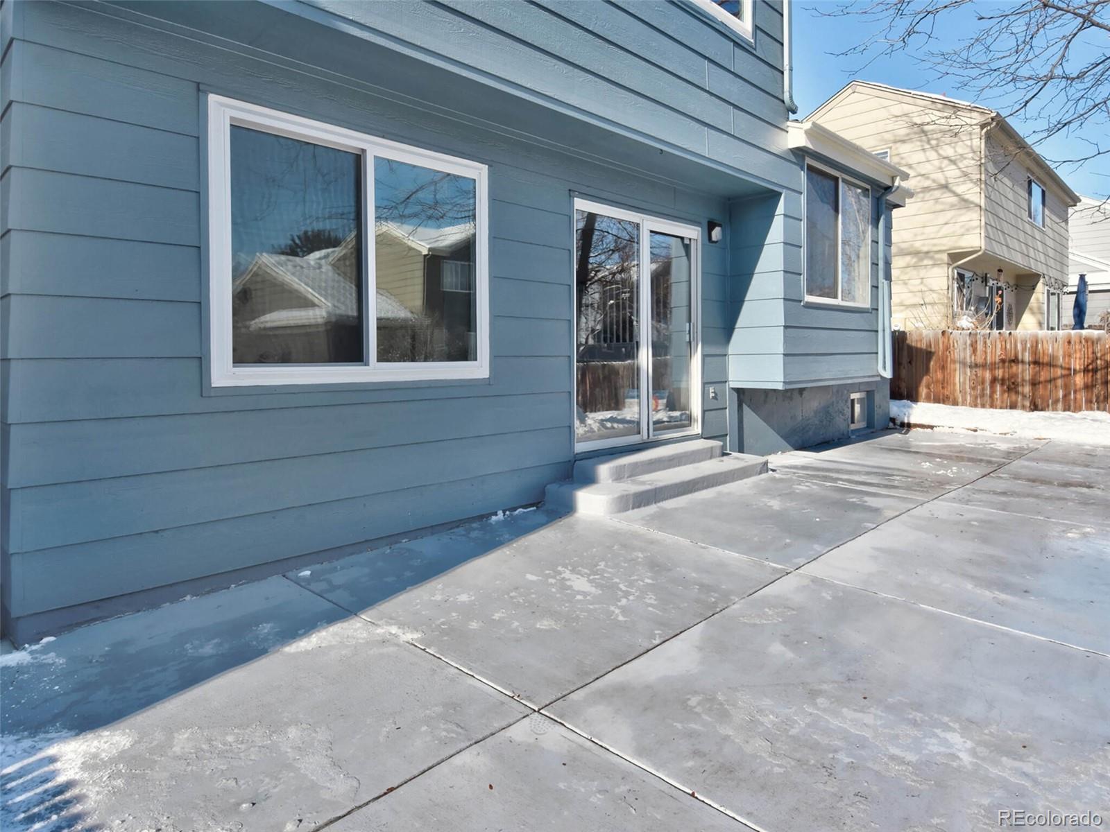5603 W 118th Place