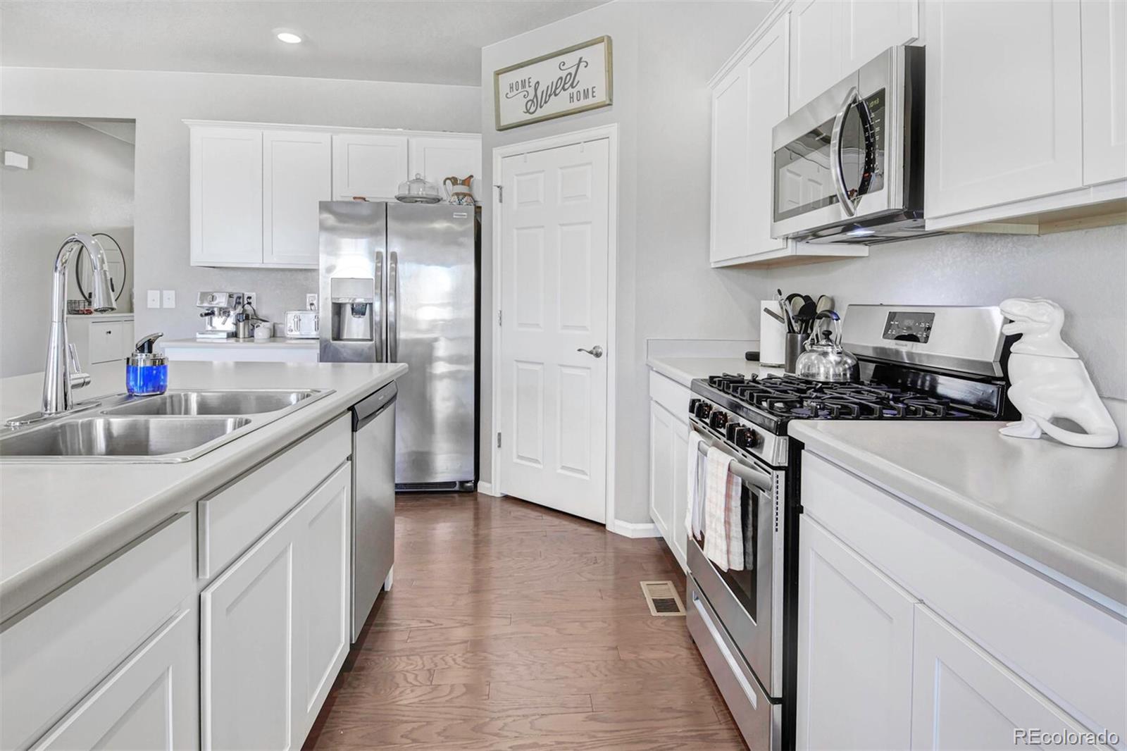 6813 Morrison Drive