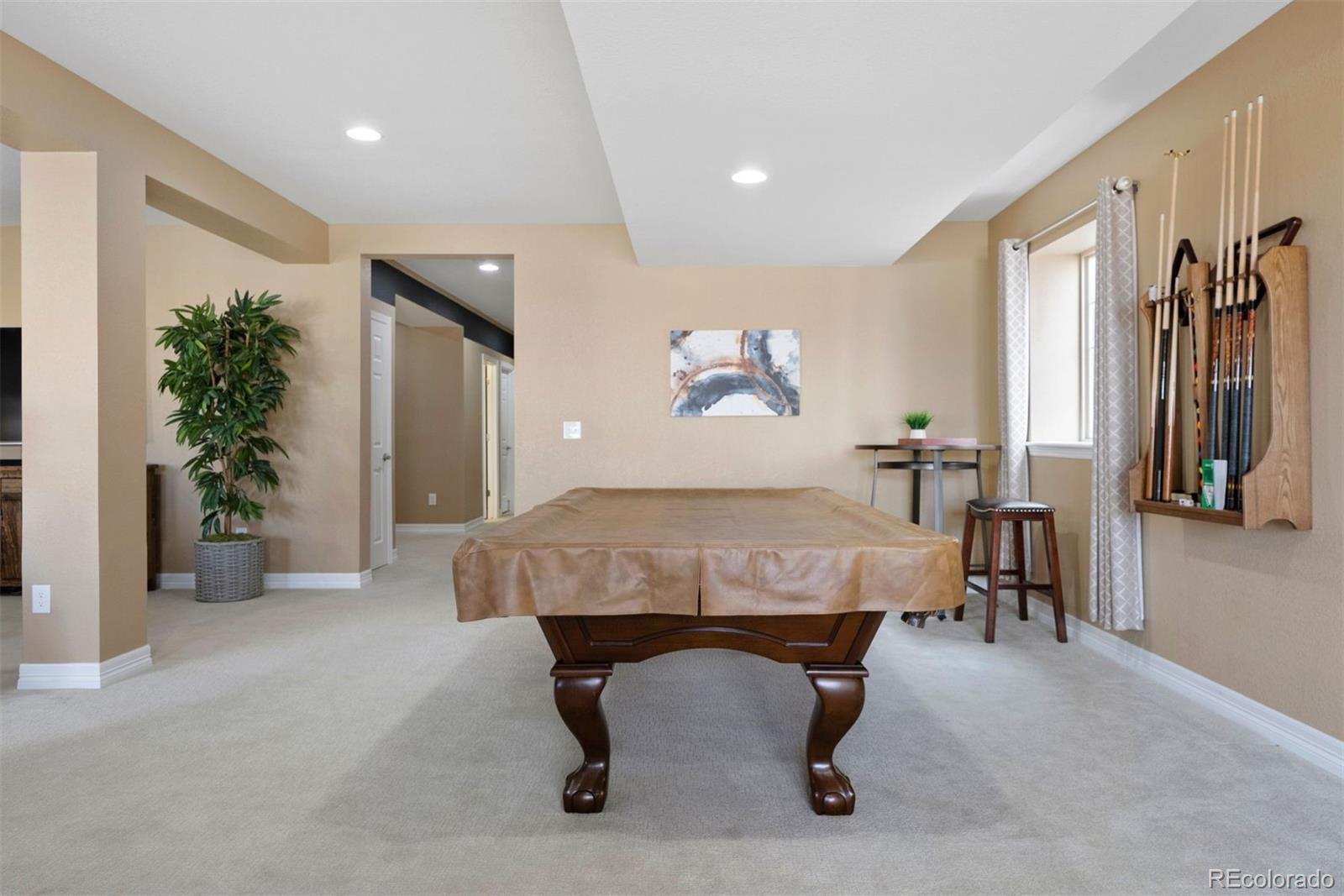 9532 Moss Way