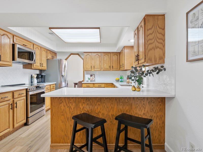 15 Douglas Drive N