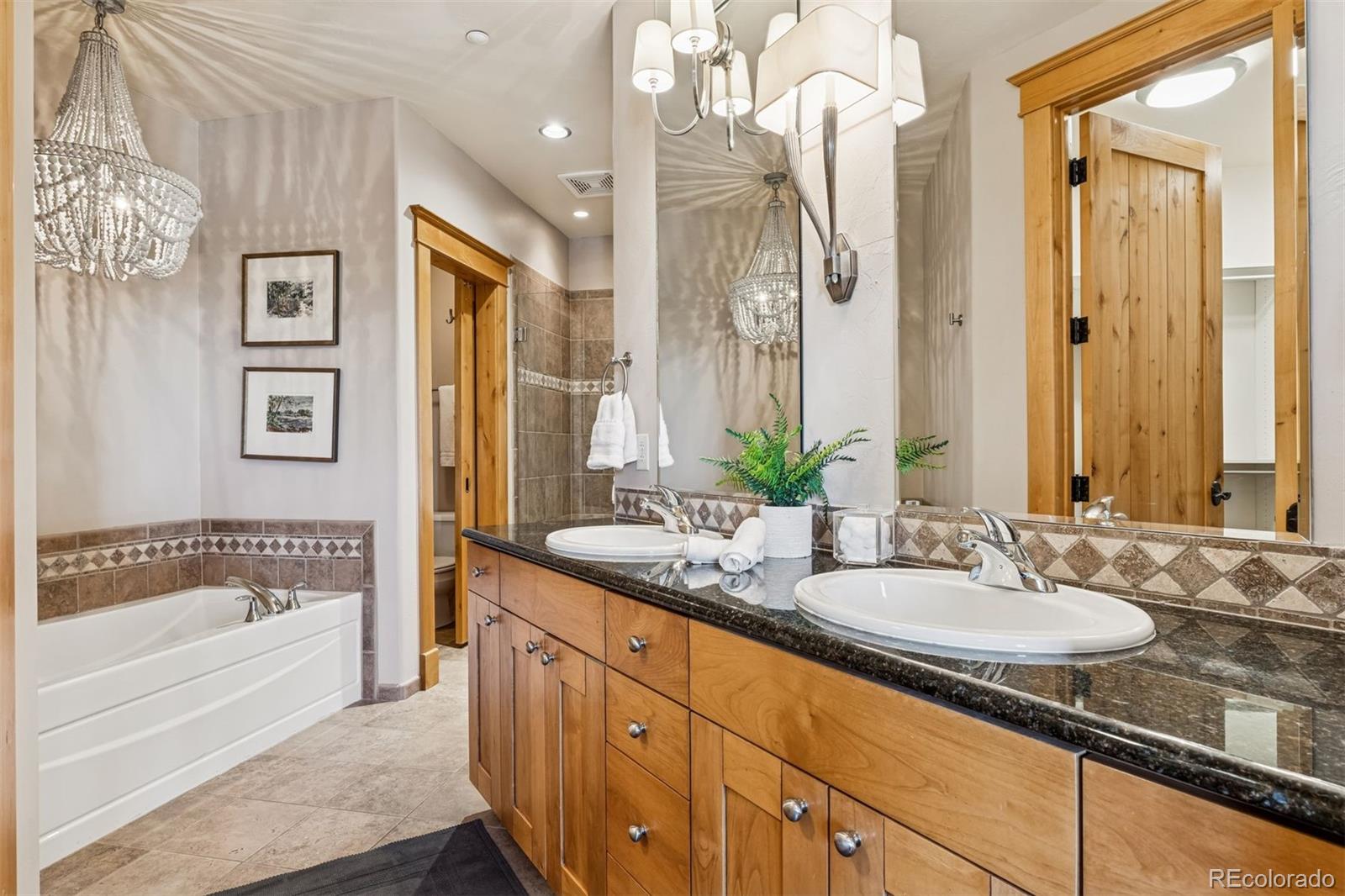 224 Canyon Avenue Unit: 410