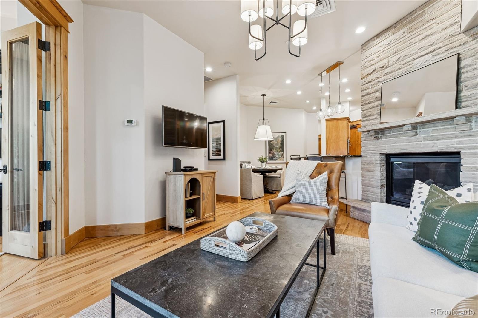 224 Canyon Avenue Unit: 410