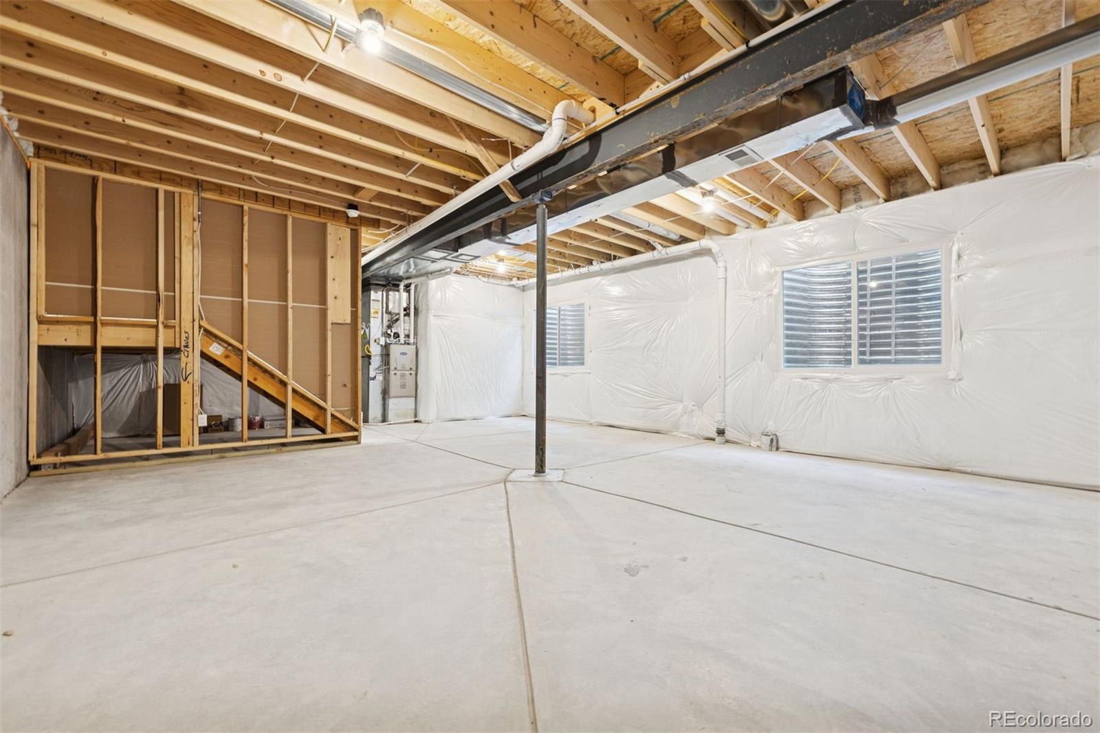 6218 N Nepal Court