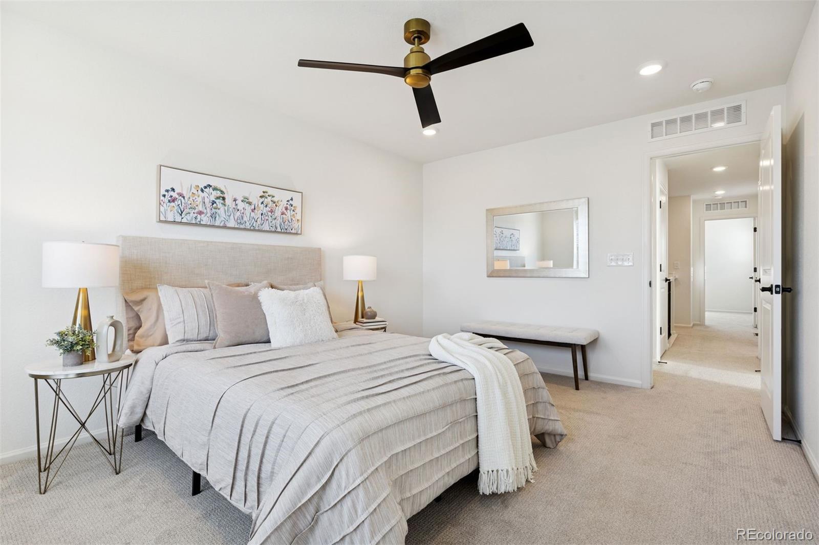 6218 N Nepal Court