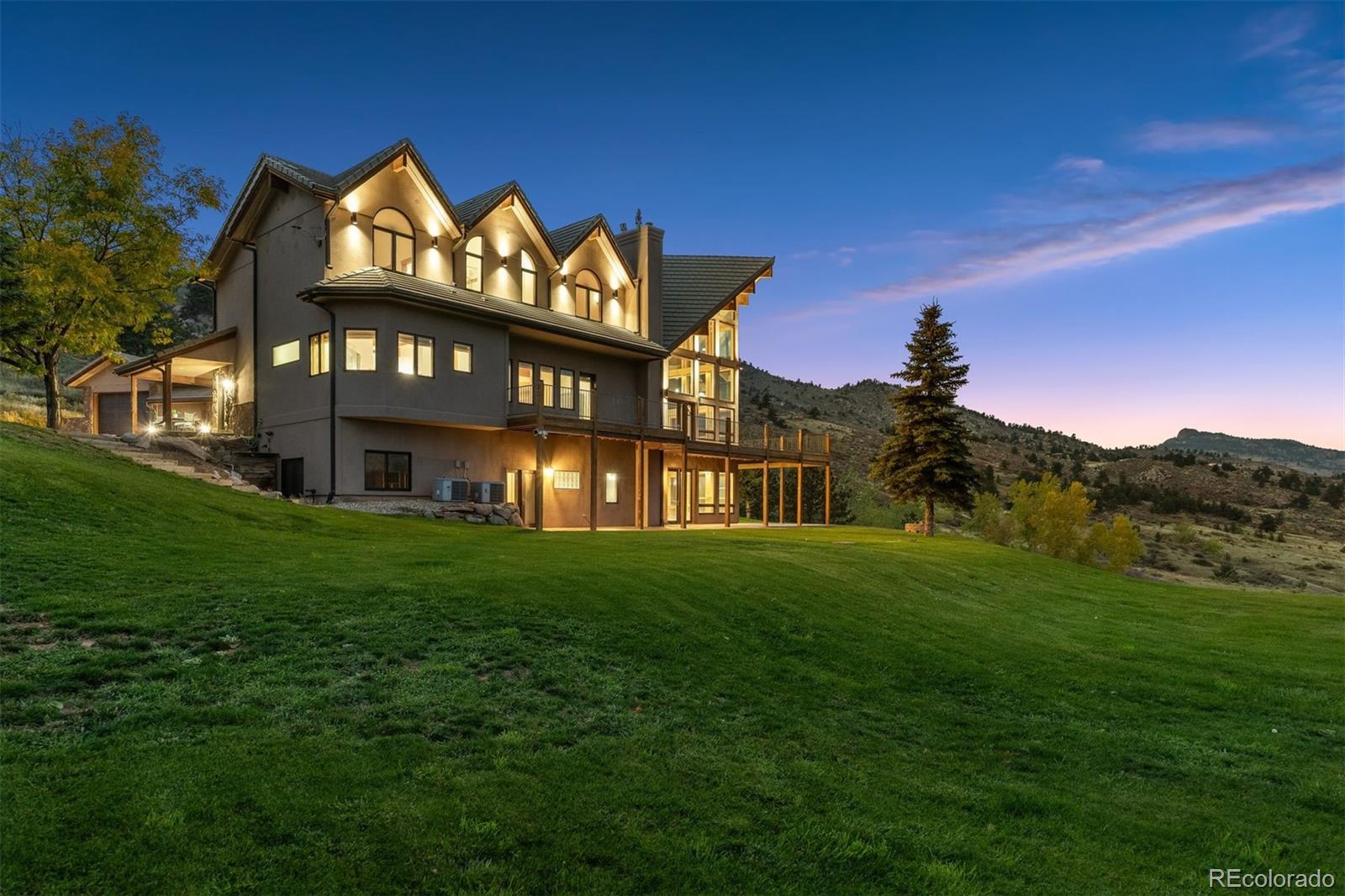 4736 Rim Rock Ridge Road