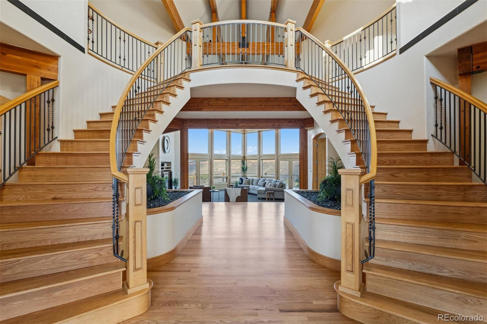 4736 Rim Rock Ridge Road