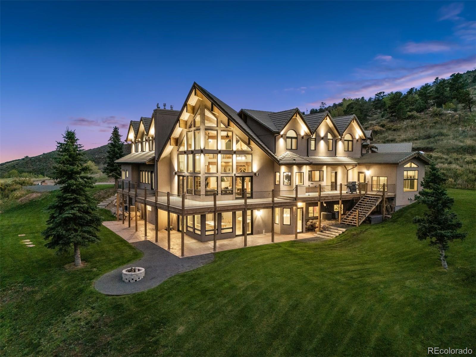 4736 Rim Rock Ridge Road