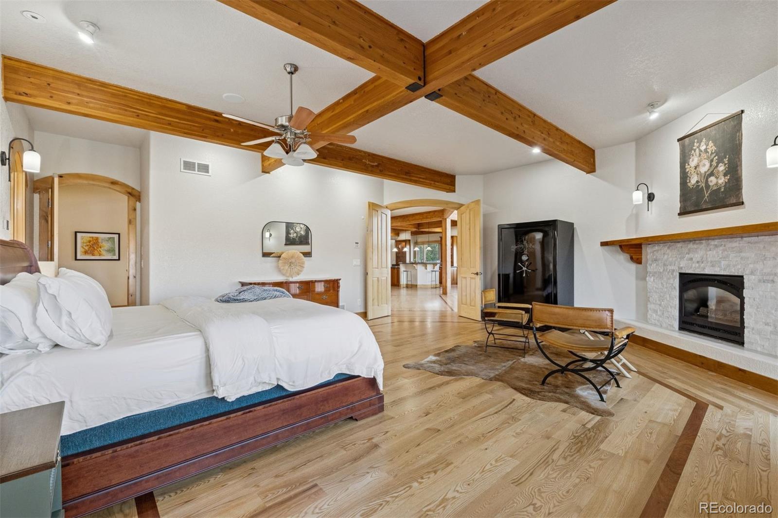 4736 Rim Rock Ridge Road