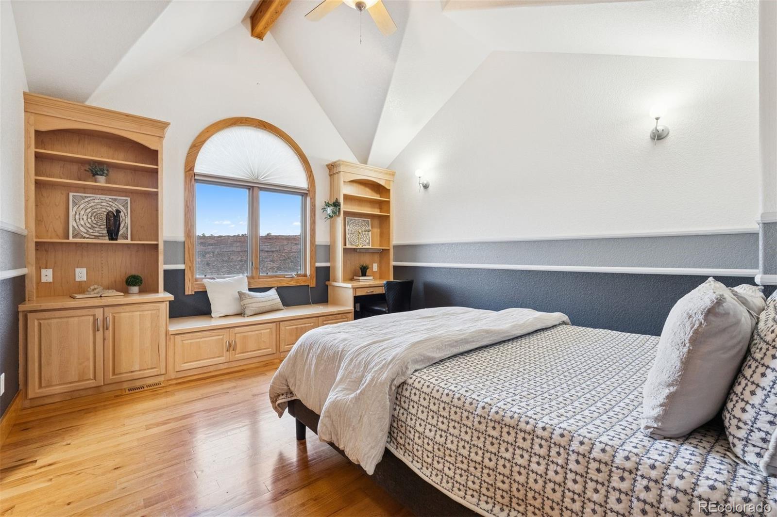 4736 Rim Rock Ridge Road