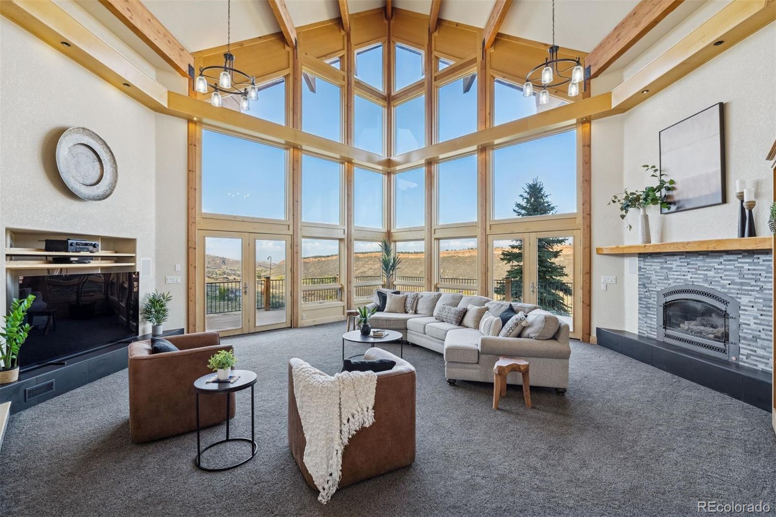 4736 Rim Rock Ridge Road
