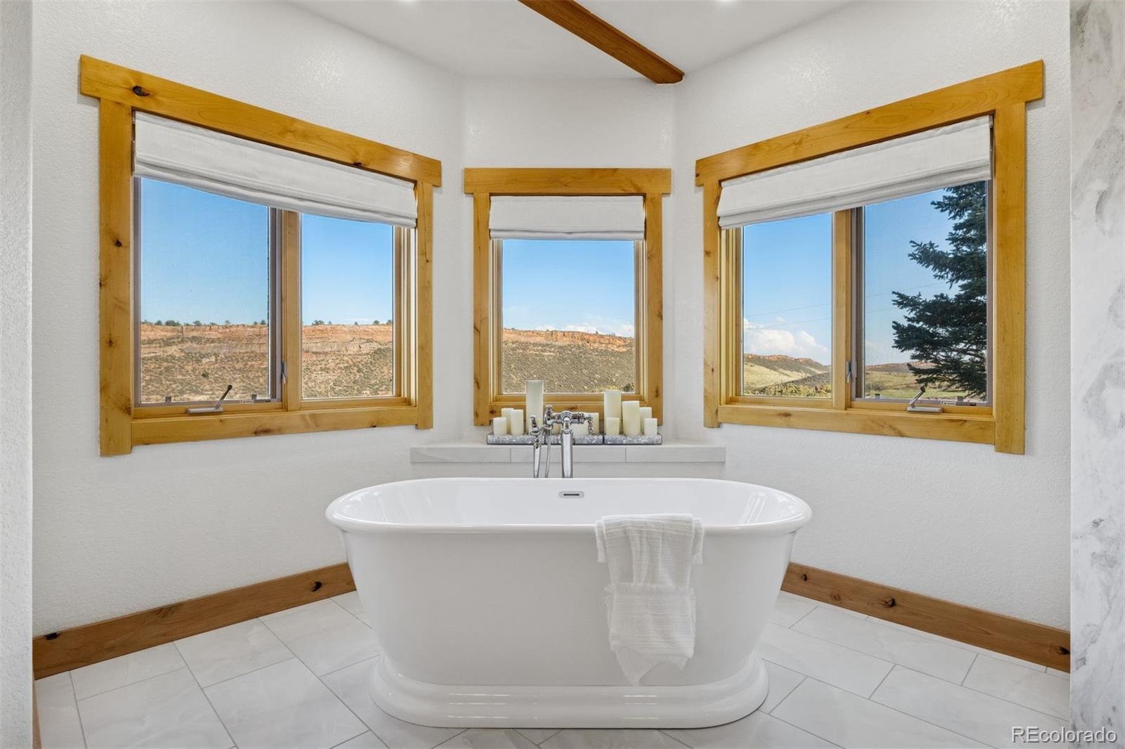 4736 Rim Rock Ridge Road