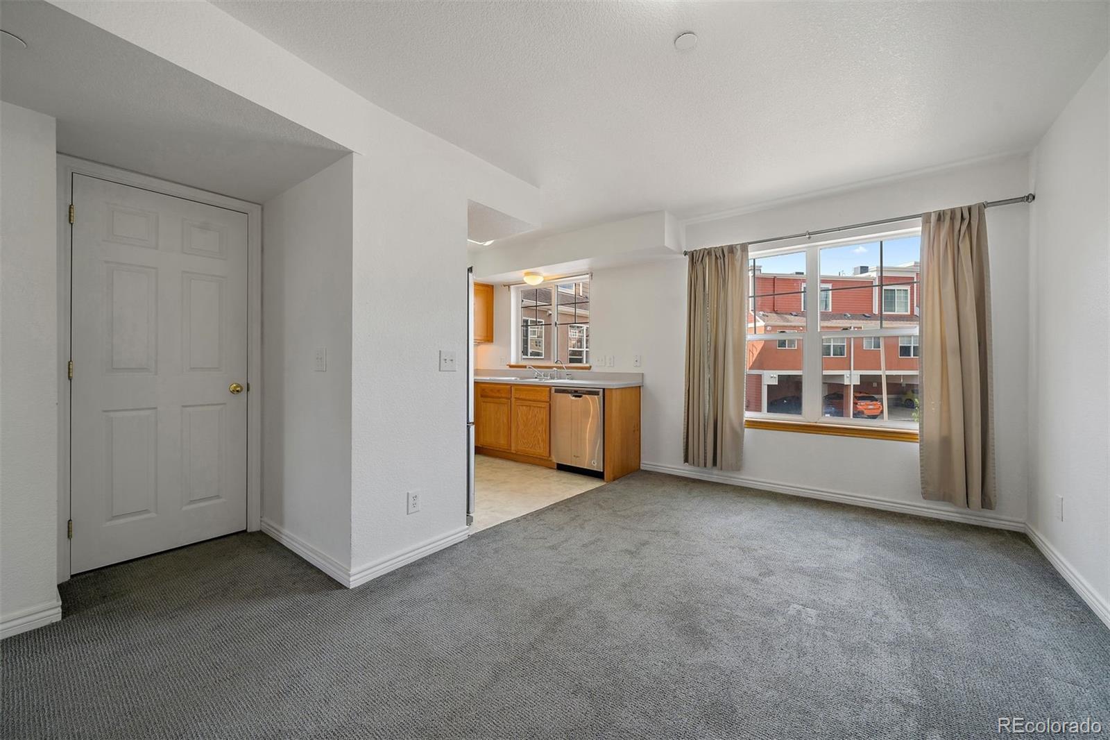 960 Laramie Boulevard Unit: 5D