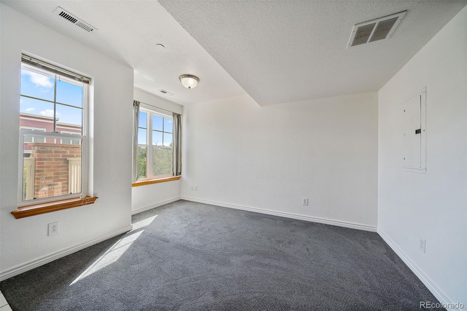 960 Laramie Boulevard Unit: 5D