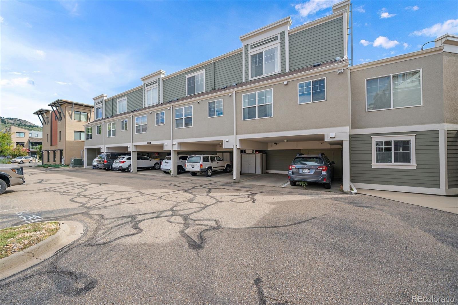 960 Laramie Boulevard Unit: 5D