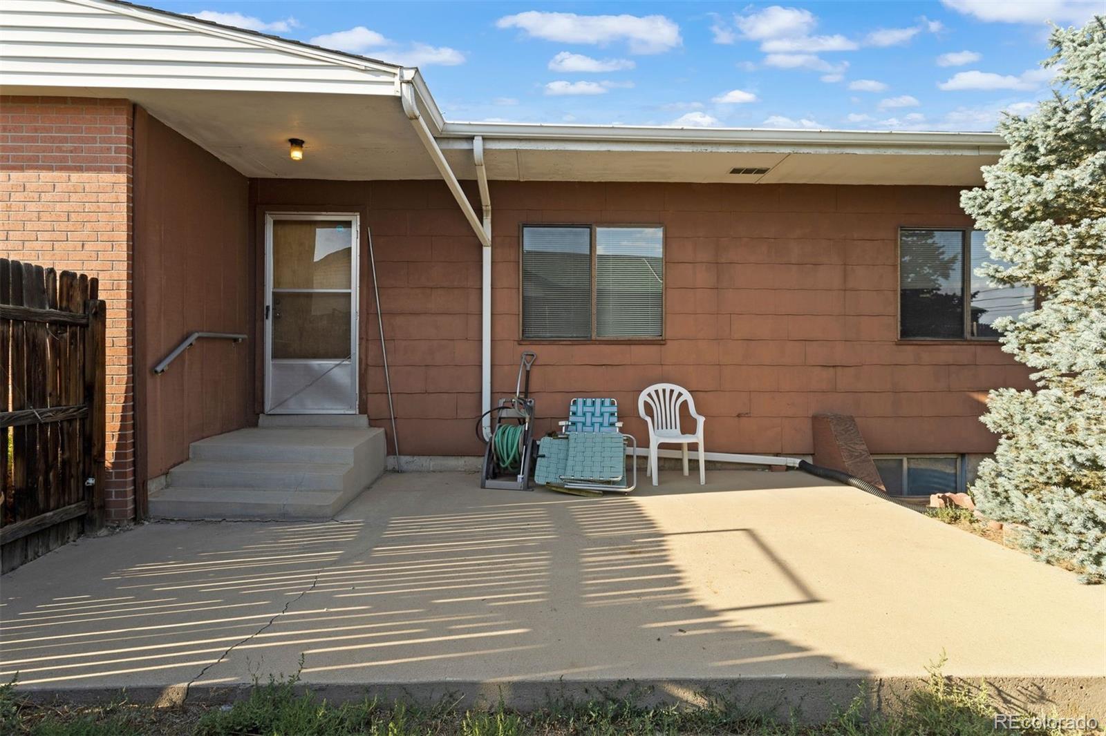 10906 Pearl Street