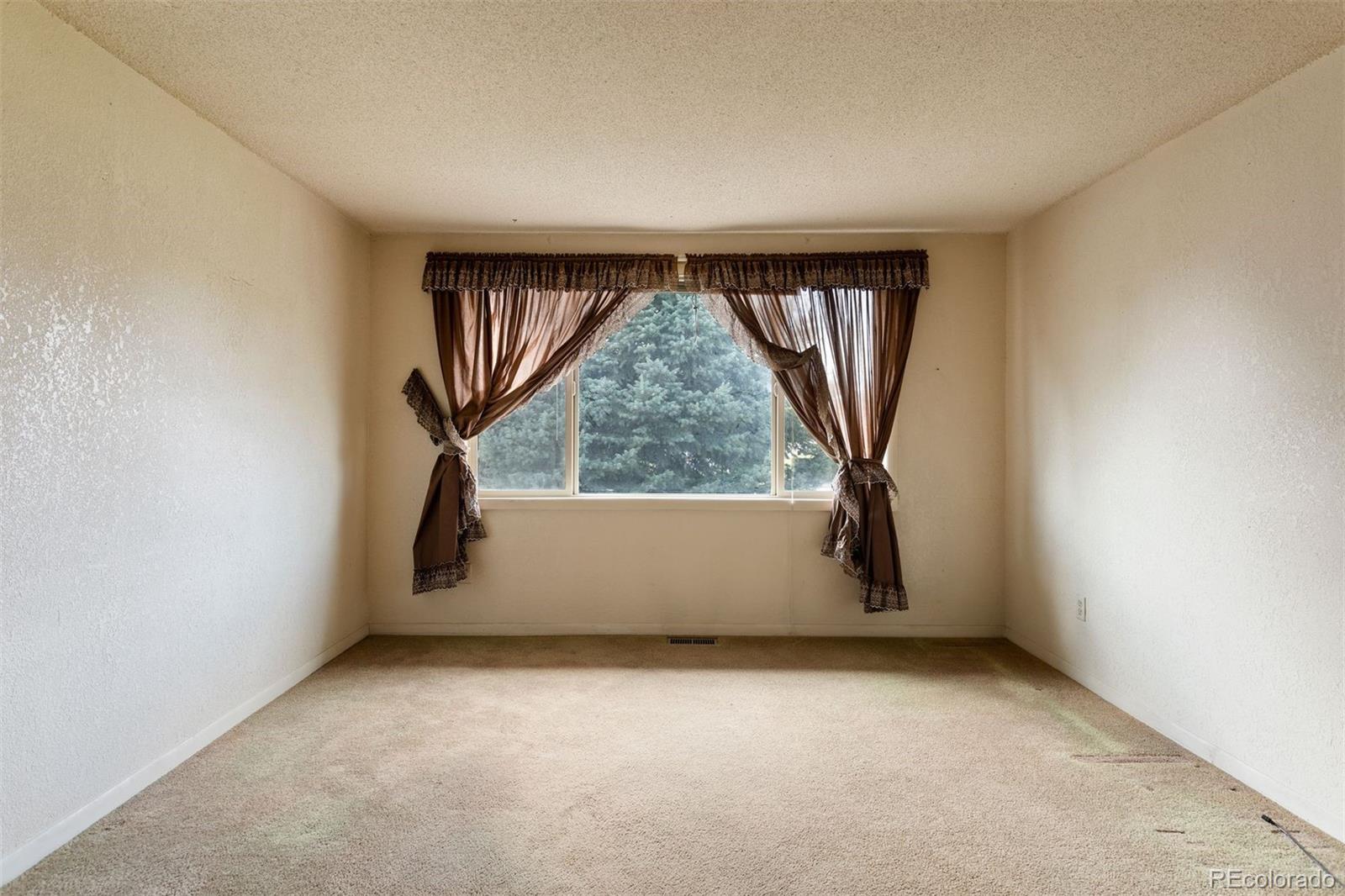 10906 Pearl Street