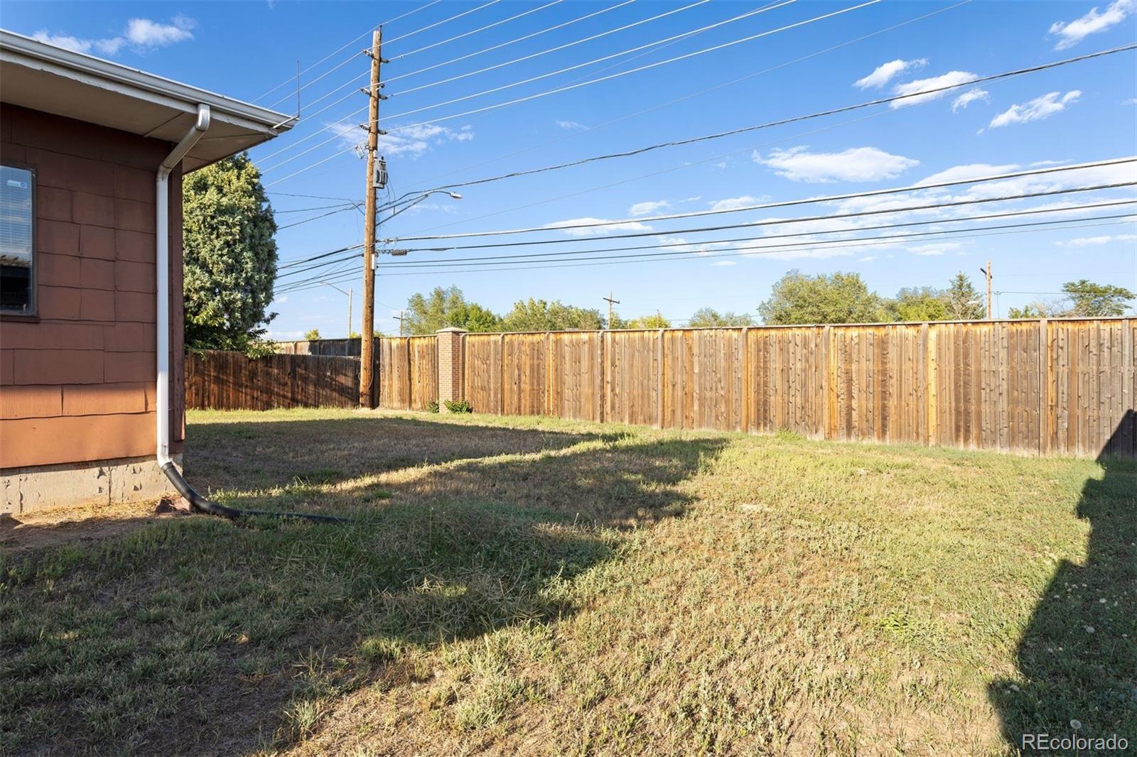 10906 Pearl Street