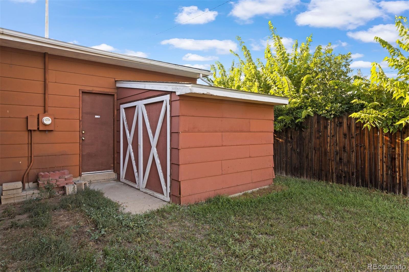 10906 Pearl Street