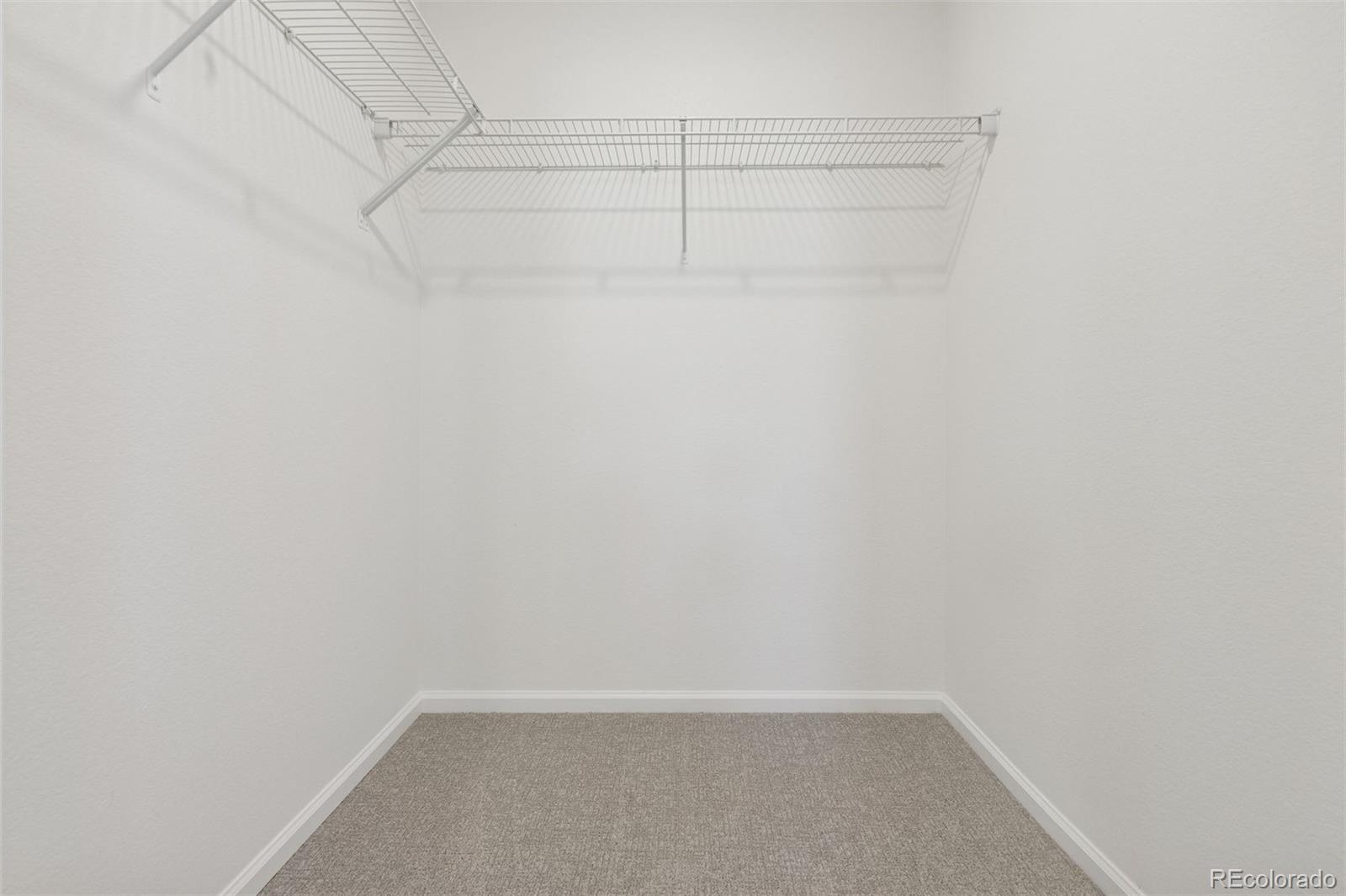 6220 N Nepal Court