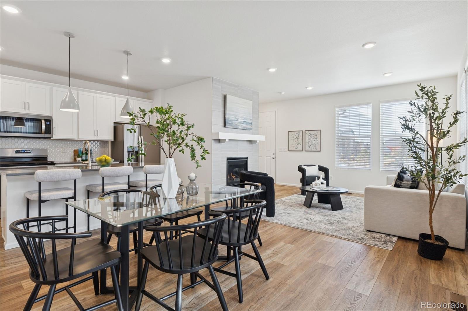 6220 N Nepal Court
