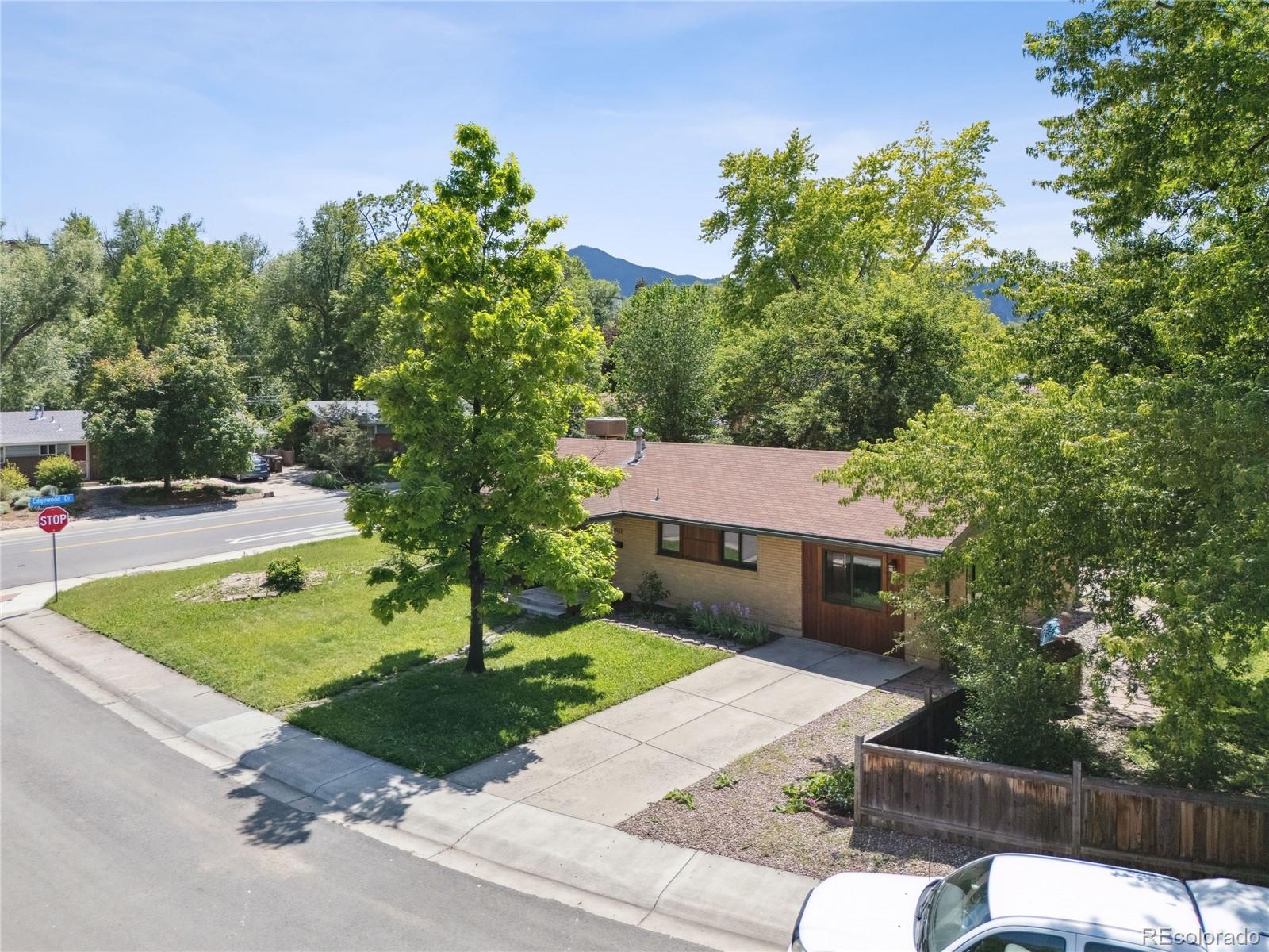 2901 Lorraine Court
