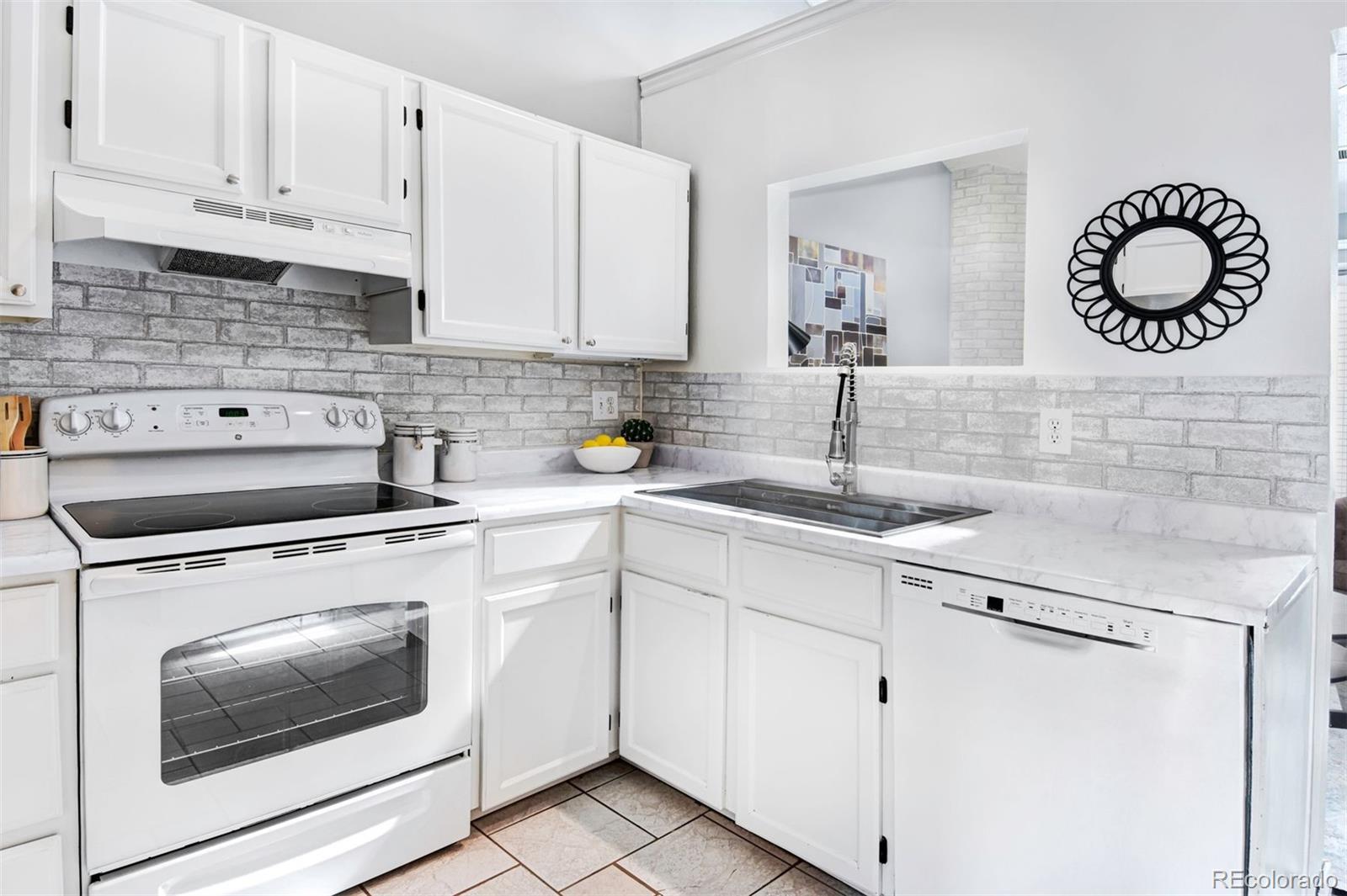 4655 S Dillon Court Unit: F