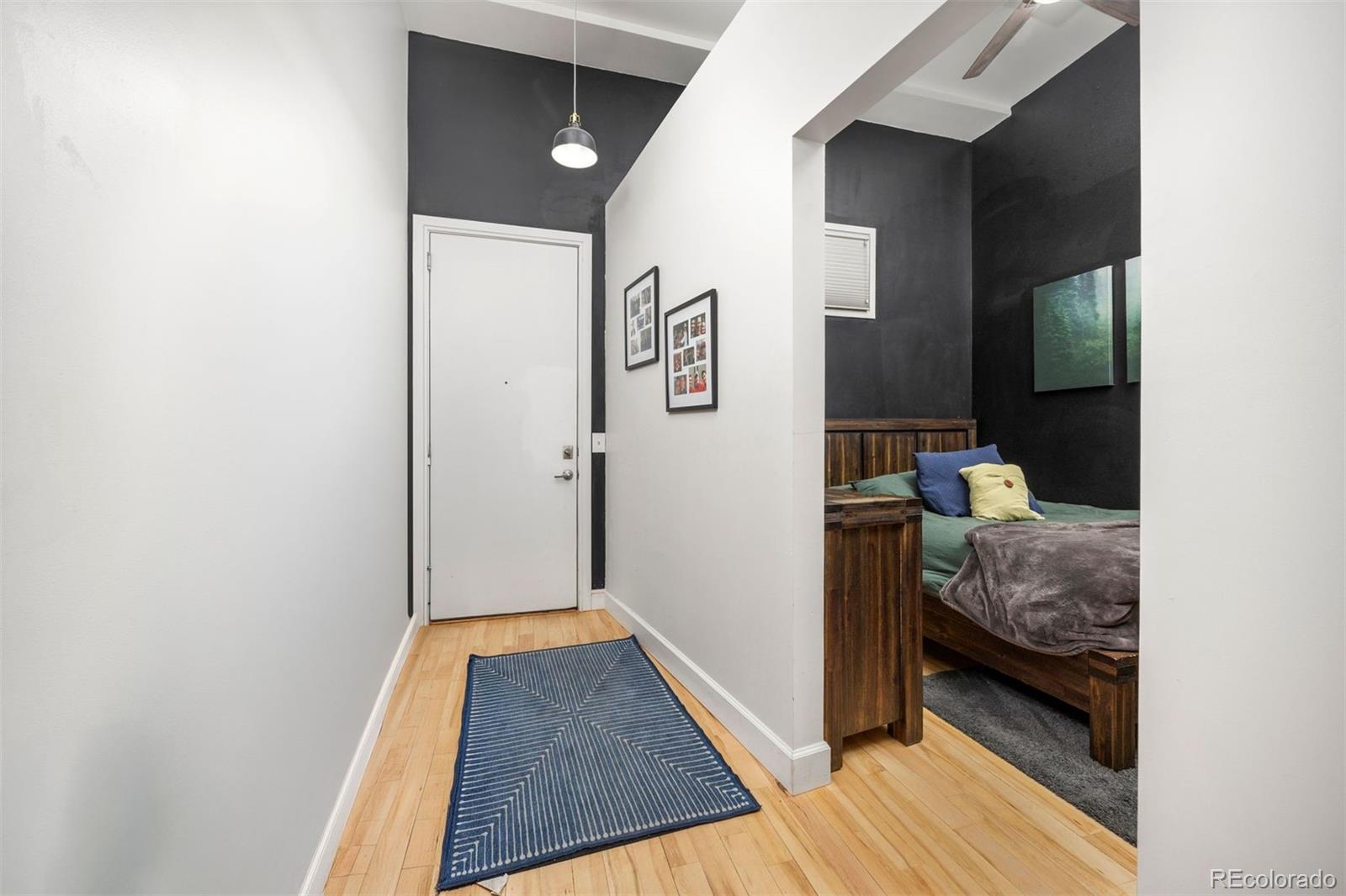 2441 N Broadway Unit: 202